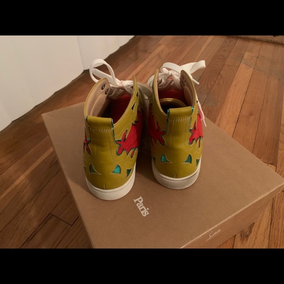 100% Auth Christian Louboutin Sneakers - Picture 5 of 9